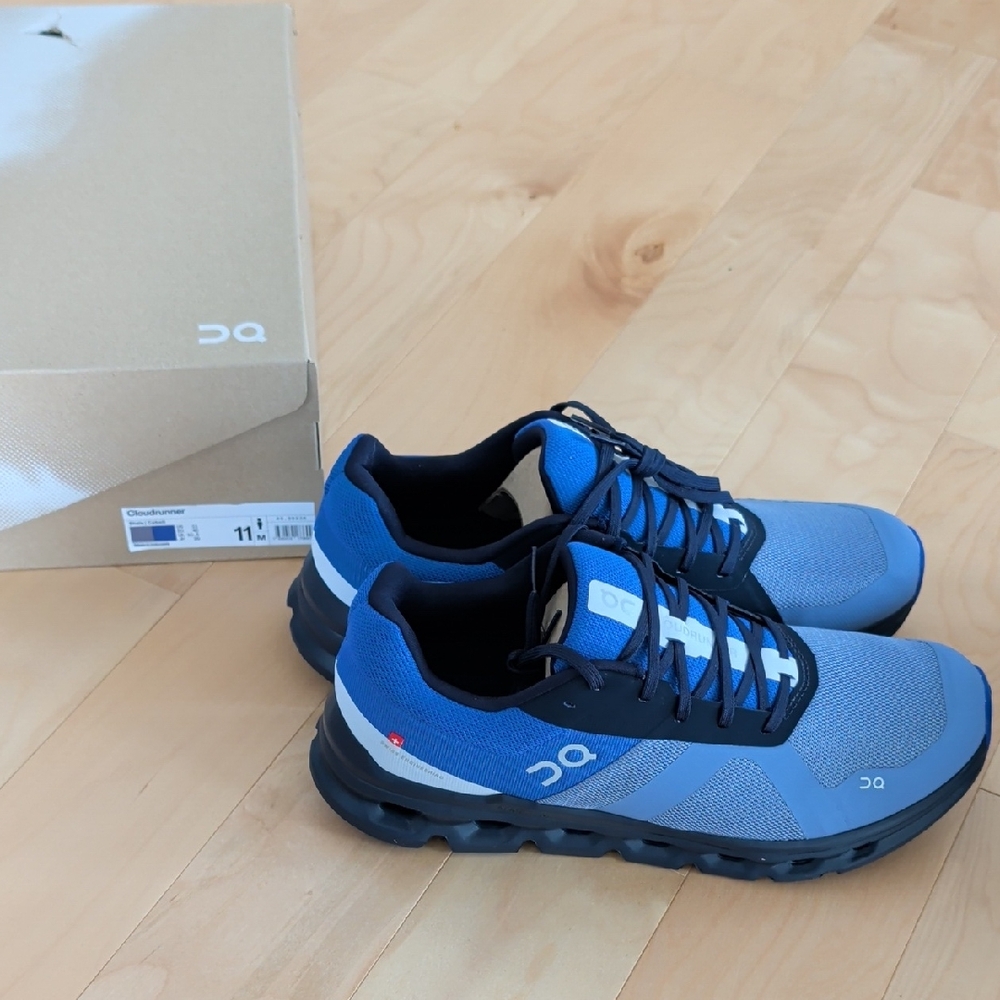 BNIB On Cloudrunner Men's Blue Athletic Shoes